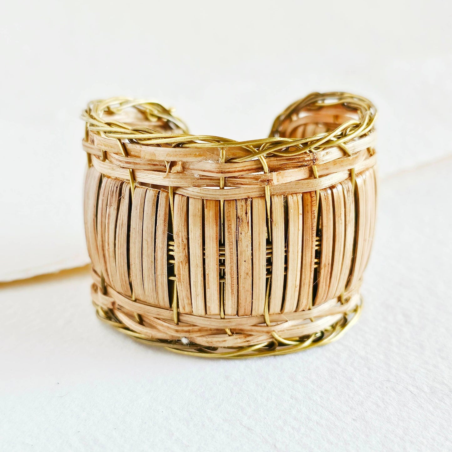 Bracelet jonc en rotin, paille et canne, fabriqué à la main et renouvelable: Roseau
