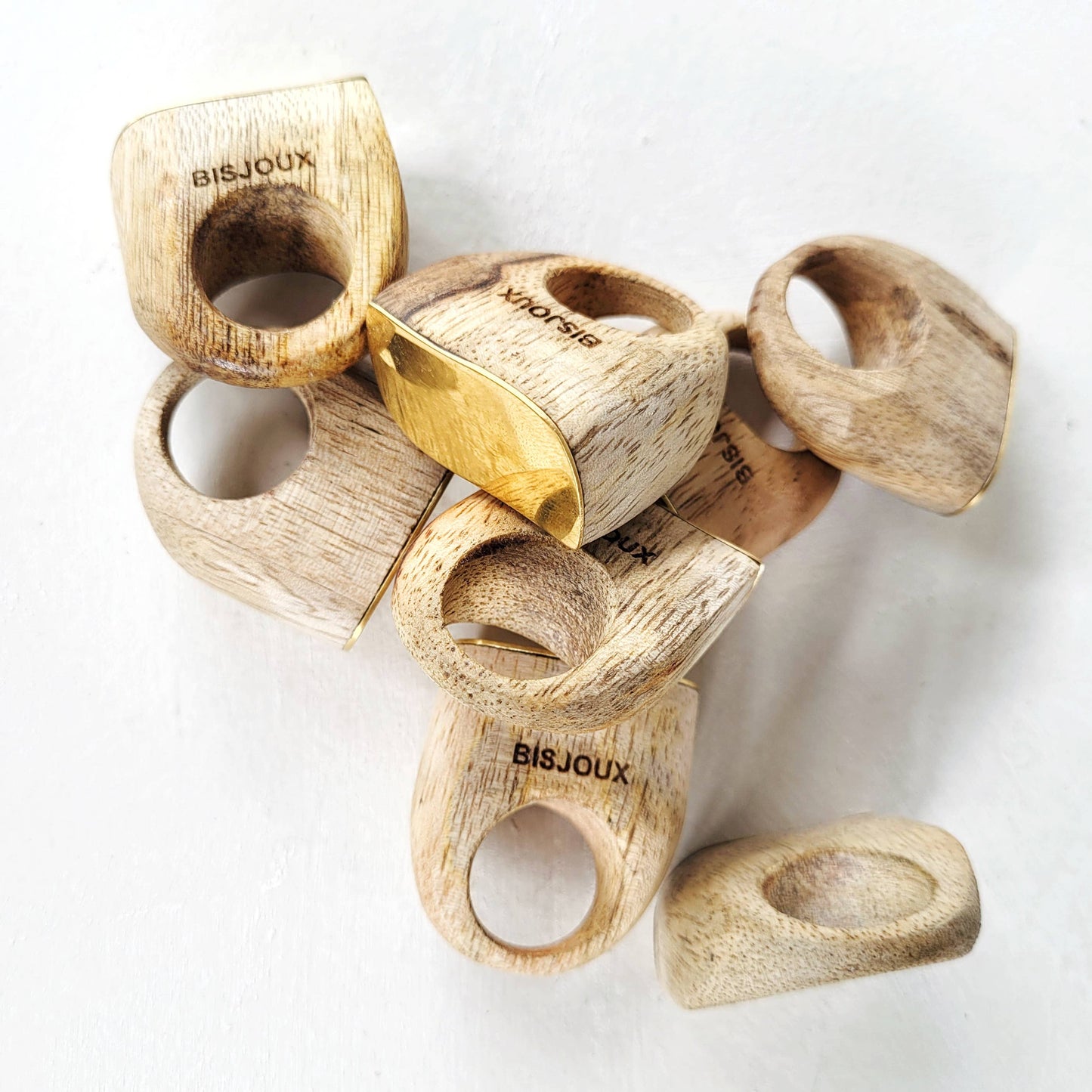 Anneau en bois en laiton gros anneaux en bois: Vague