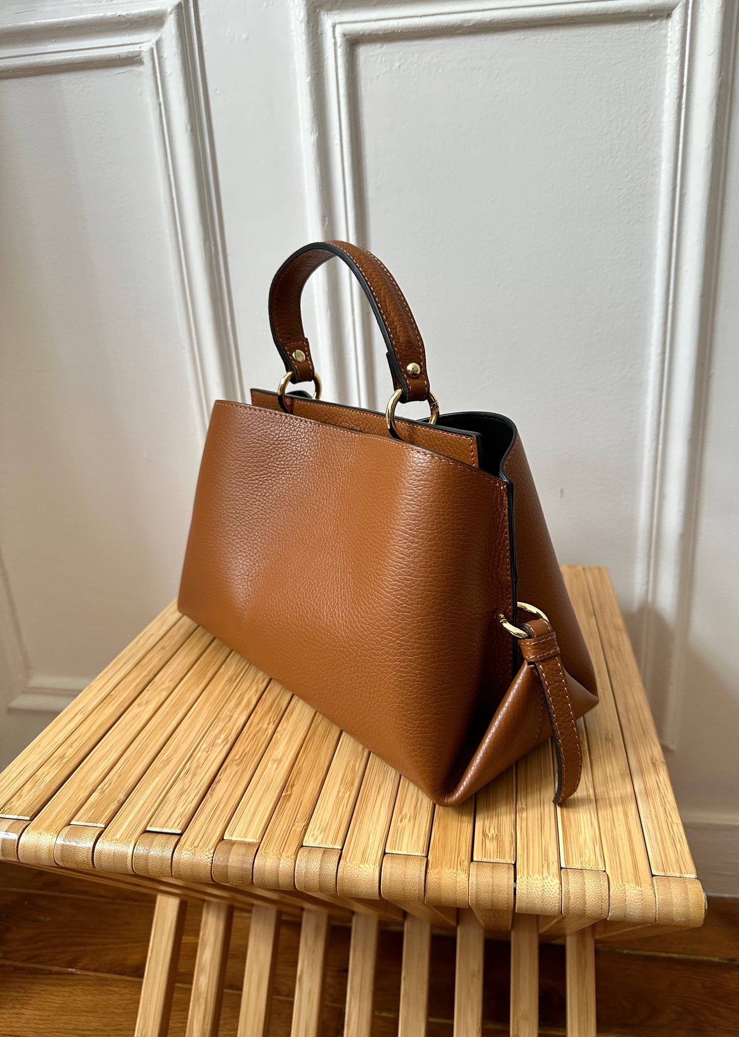 Sac en cuir grainé porté main et bandoulière: Or